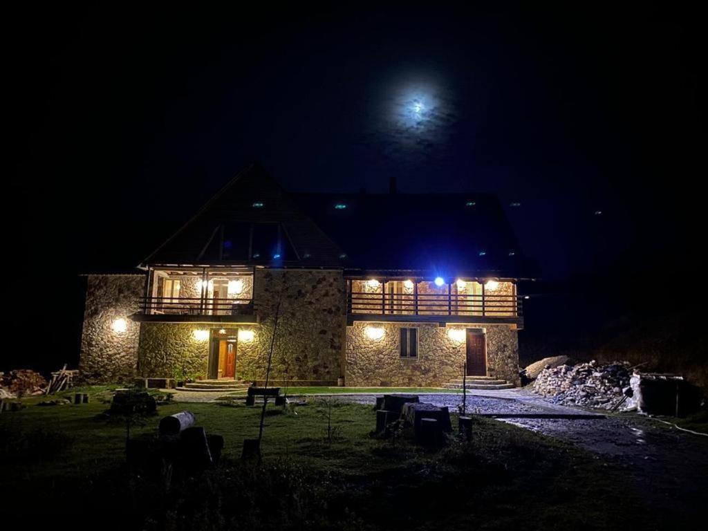Hotel Kelmendi Lepushe Zewnętrze zdjęcie